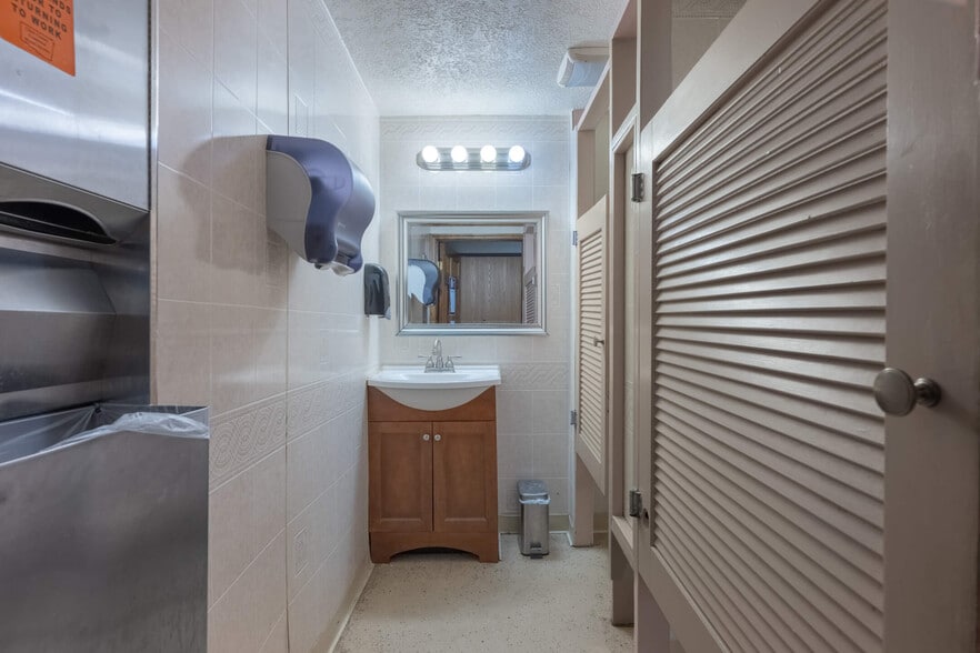 More Photos Of 2375 Upper Valley Pike, Springfield Lodge Meeting Hall For Sale