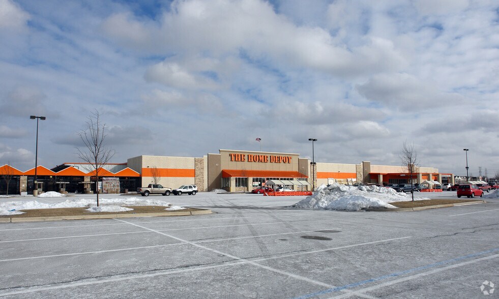 Primary Photo Of 14011-14065 S Bell Rd, Homer Glen Unknown For Lease