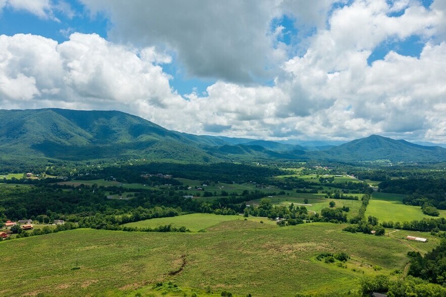 More Photos Of 2570 Herb Ownby Way, Sevierville Land For Sale