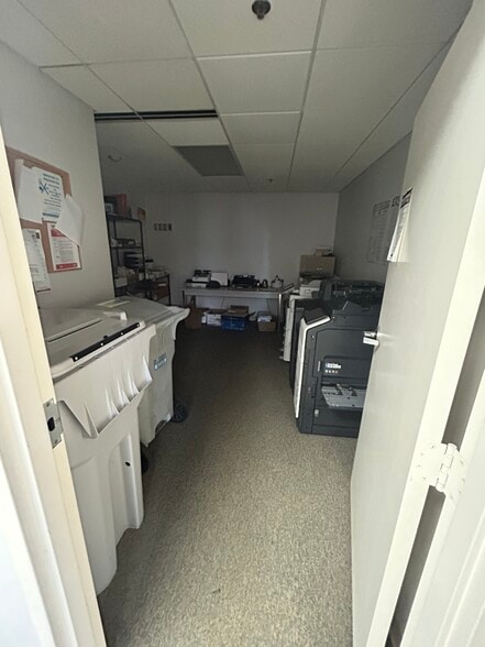 More Photos Of 400 Foxcroft Ave, Martinsburg Office For Lease