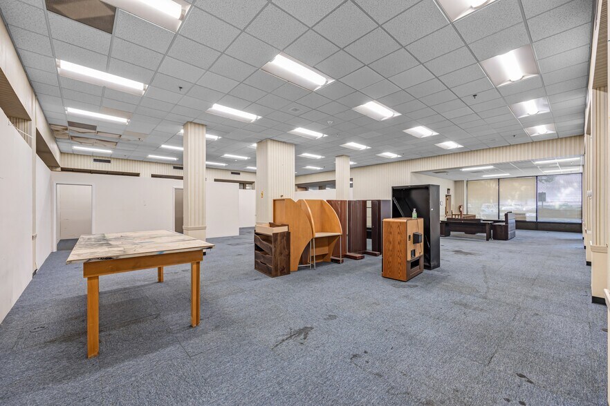 More Photos Of 116 N Church St, Jackson Office For Lease