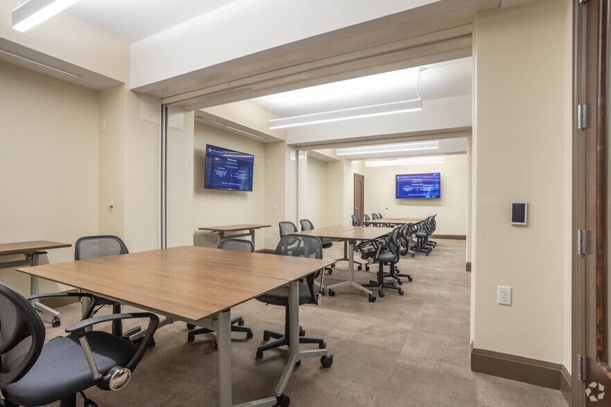 More Photos Of E 200 E State Street, Ithaca Office For Lease