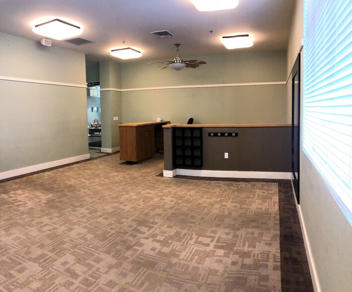 More Photos Of 120 Guthrie Ln, Brentwood Health Club For Lease