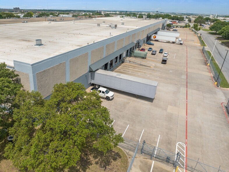 More Photos Of 807-809 110th St, Arlington Distribution For Lease