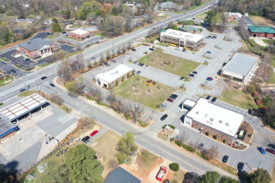 More Photos Of 1308 Eastchester Dr, High Point Land For Sale