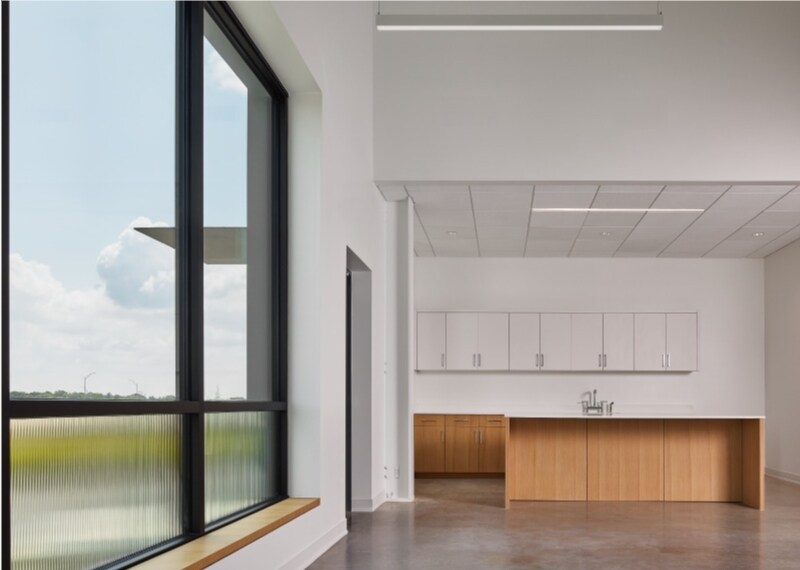 More Photos Of 2200-2300 SE Loop 820 Hwy, Fort Worth Unknown For Lease