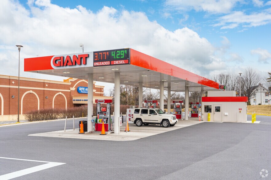 More Photos Of 1015 Club Ave, Bethlehem Unknown For Sale