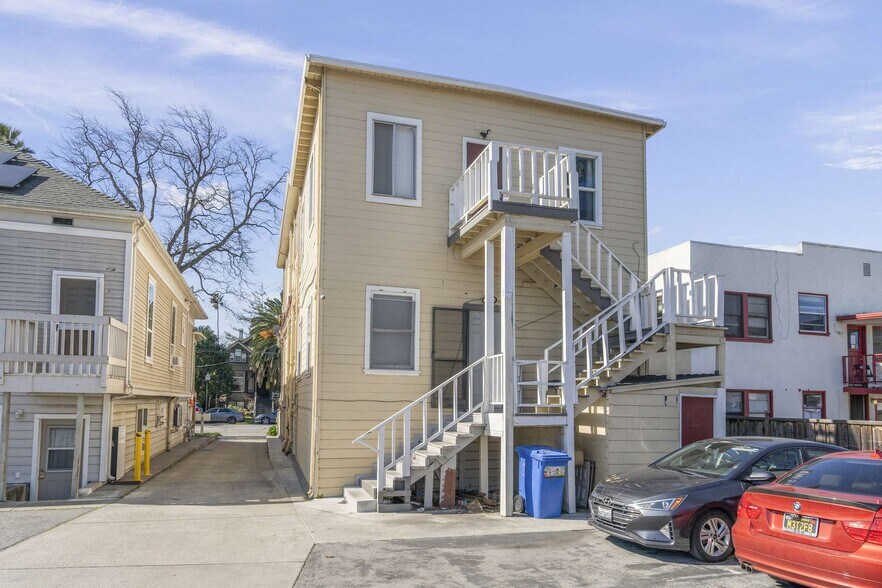 More Photos Of 468 S 6th St, San Jose Dormitory For Sale