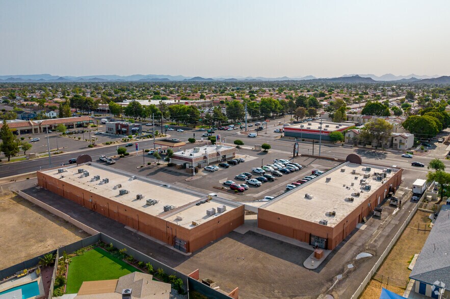 More Photos Of 4323 W Cactus Rd, Glendale Unknown For Lease
