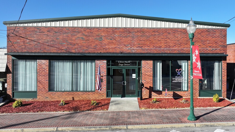 Primary Photo Of 18 W Currahee St, Toccoa Showroom For Sale