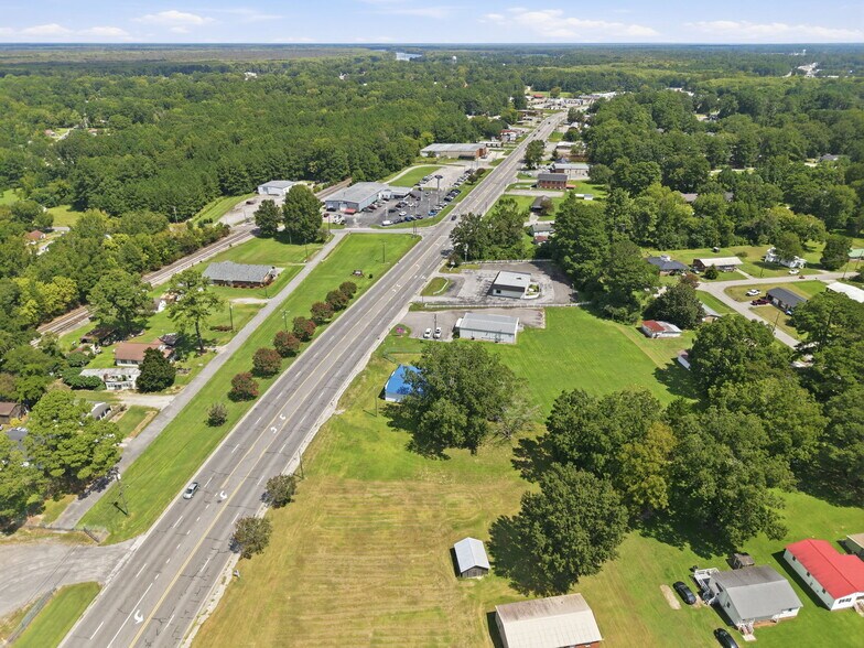 More Photos Of 591 US Highway 64 W, Plymouth Flex For Sale