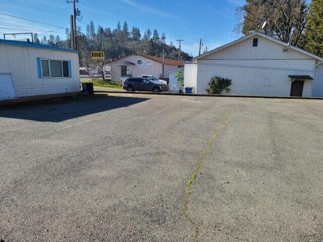 More Photos Of 950 Rogue River Hwy, Grants Pass Office For Sale