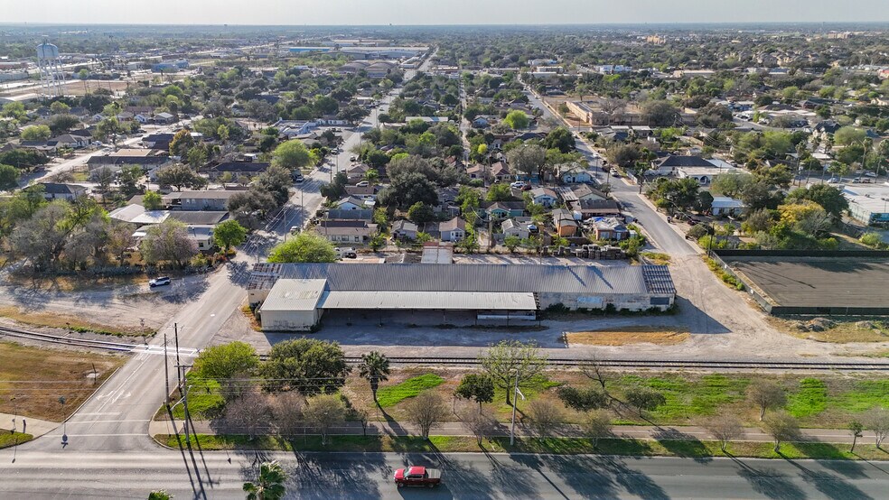 More Photos Of 1901 Fir Ave, McAllen Industrial For Sale
