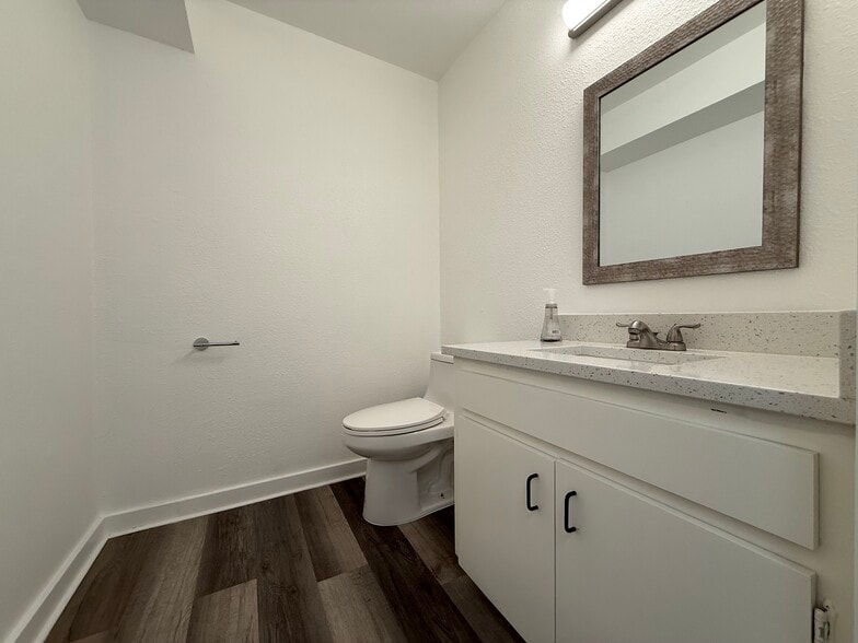 More Photos Of 1527 S Orange Ave, Orlando Medical For Lease