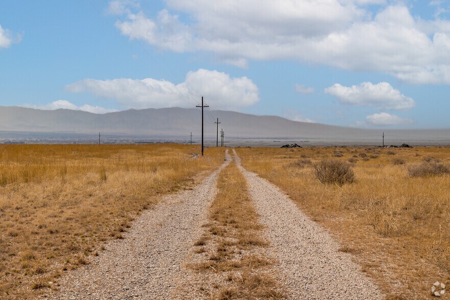 More Photos Of 300 S Industrial Loop Rd, Tooele Land For Sale