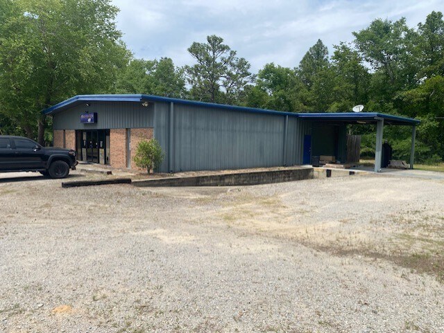 Primary Photo Of 1573 S Lake Dr, Lexington Showroom For Sale