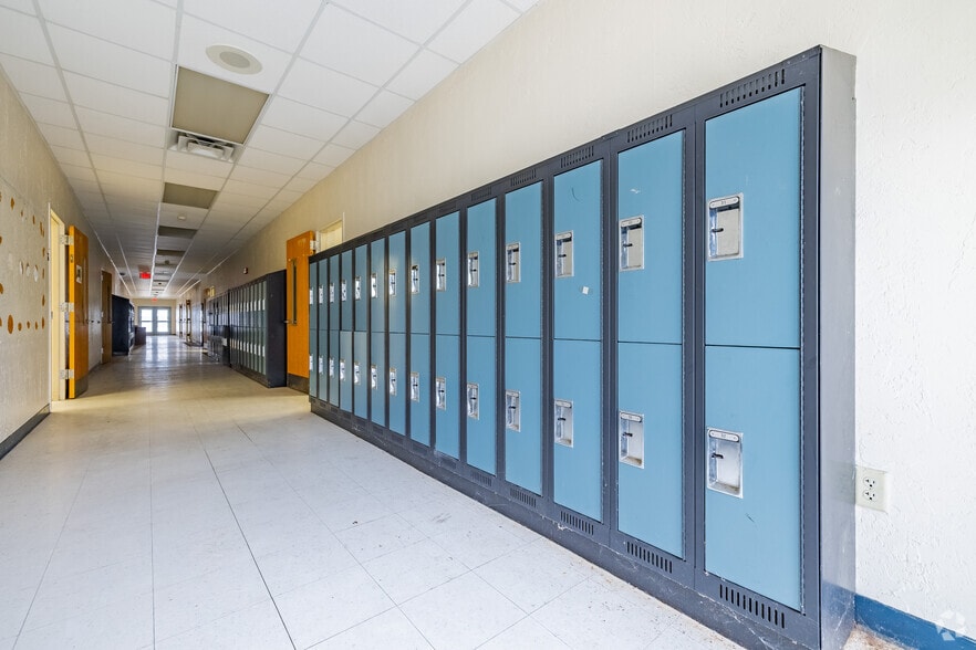 More Photos Of 20550 NE 42nd Pl, Williston Schools For Sale