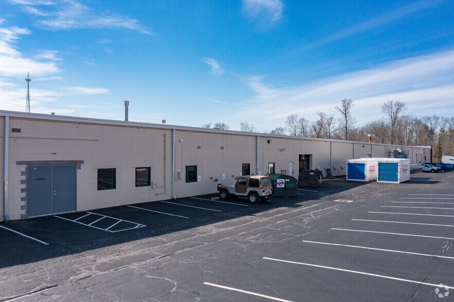 More Photos Of 420 Wards Corner Rd, Loveland Light Manufacturing For Lease