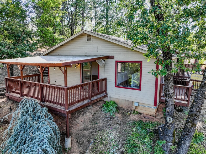 More Photos Of 15386 Little Valley Rd, Grass Valley Freestanding For Sale