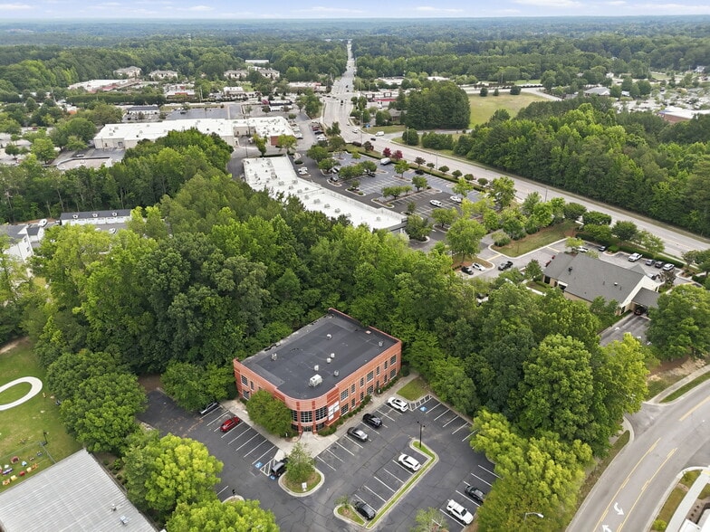 More Photos Of 502 McKnight Dr, Knightdale Medical For Sale