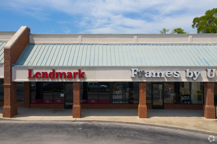 More Photos Of 2136-2196 Gallatin Pike N, Madison Storefront For Lease