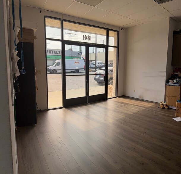 More Photos Of 1841 Flower St, Glendale Warehouse For Lease