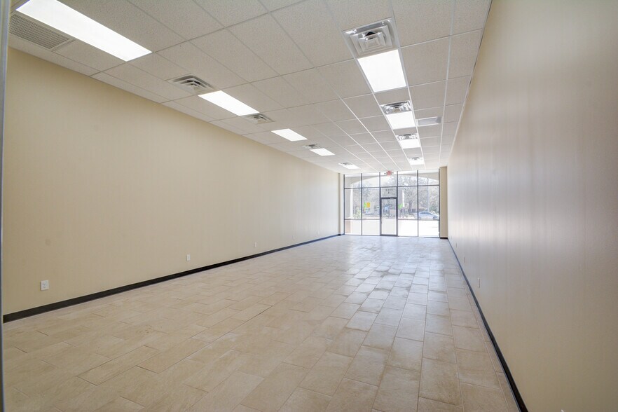 More Photos Of 2209 Blalock Rd, Houston Freestanding For Lease