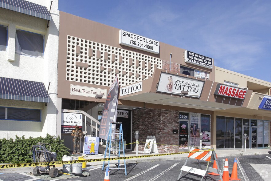 More Photos Of 2457-2459 E Commercial Blvd, Fort Lauderdale Storefront Retail Office For Lease