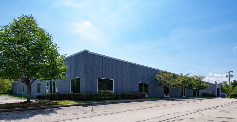More Photos Of 801 Presque Isle Dr, Plum Warehouse For Lease