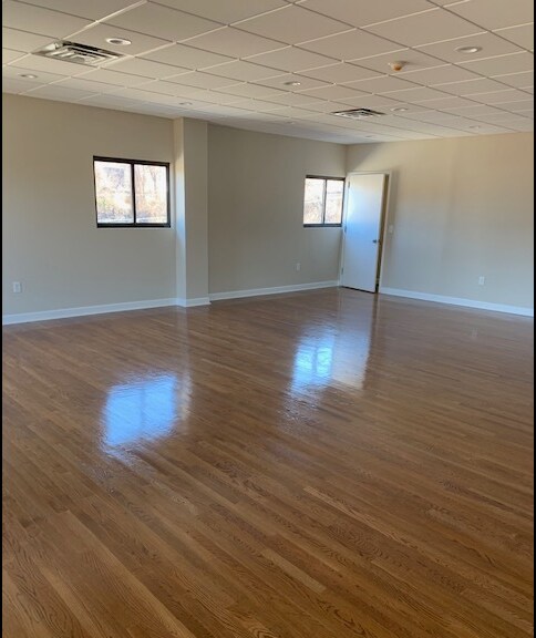 More Photos Of 317 Railroad Ave, Bedford Hills Flex For Lease