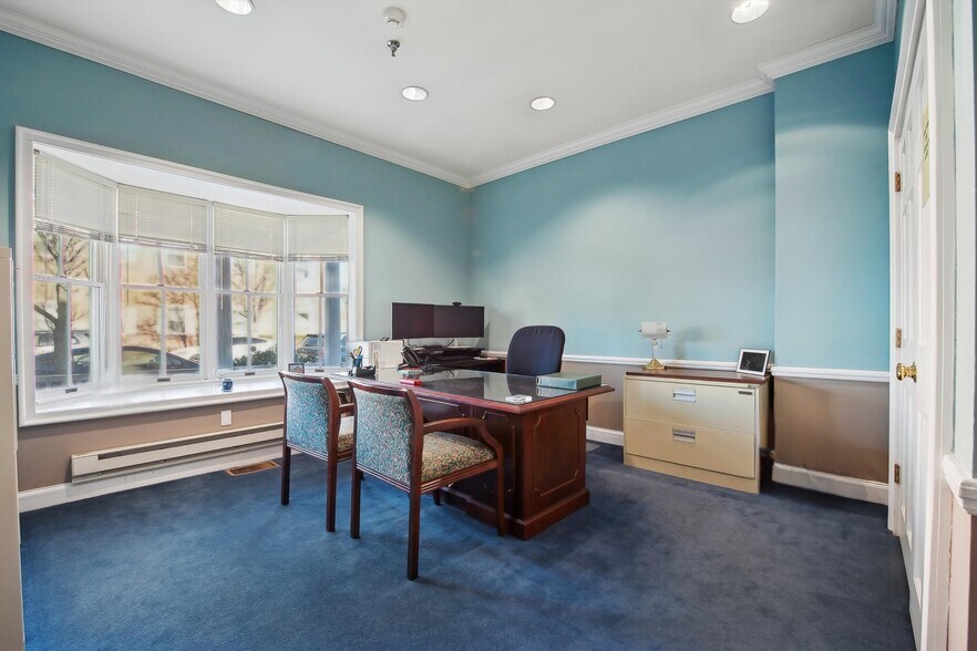 More Photos Of 33 W 2nd St, Riverhead Office For Sale