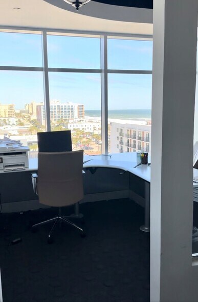 More Photos Of 320 1st St N, Jacksonville Beach Office Residential For Sale