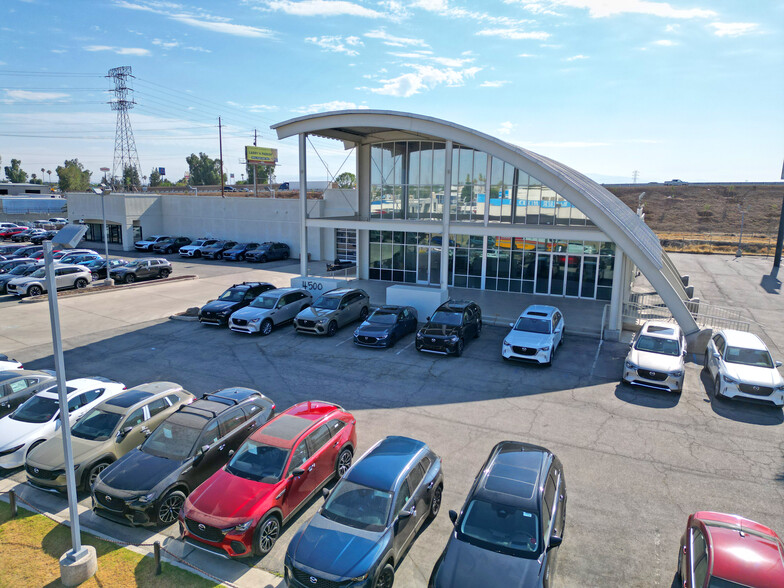 Primary Photo Of 4500 Rudnick Ct, Bakersfield Auto Dealership For Sale