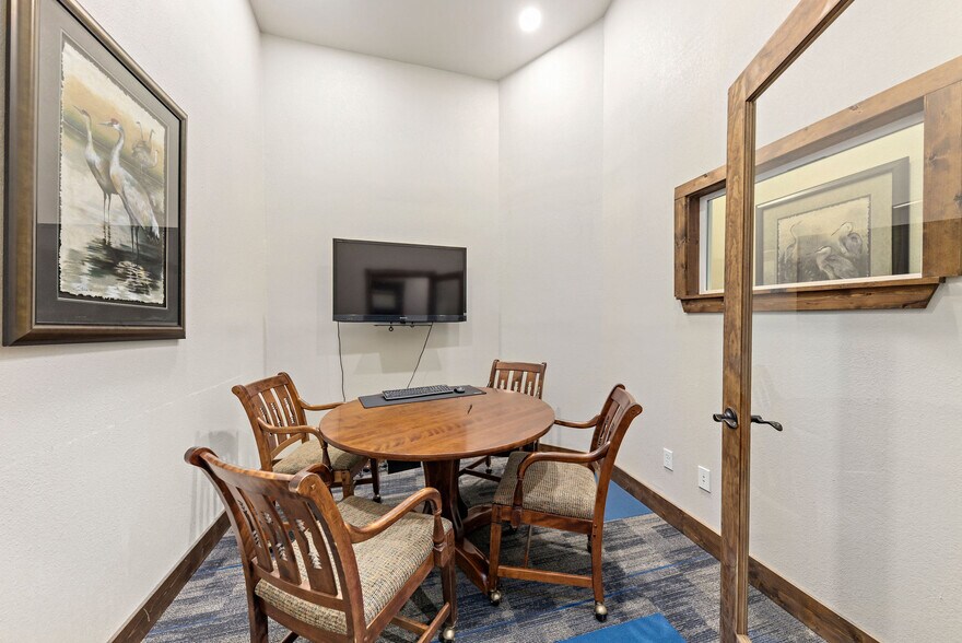 More Photos Of 873 NE 7th St, Grants Pass Medical For Lease