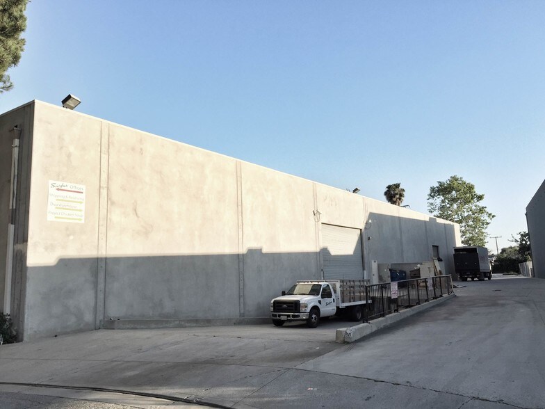 More Photos Of 3975 Landmark St, Culver City Warehouse For Lease