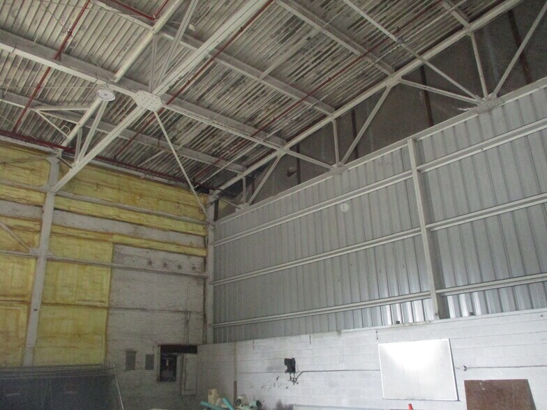 More Photos Of 580 Pangborn Blvd, Hagerstown Manufacturing For Lease