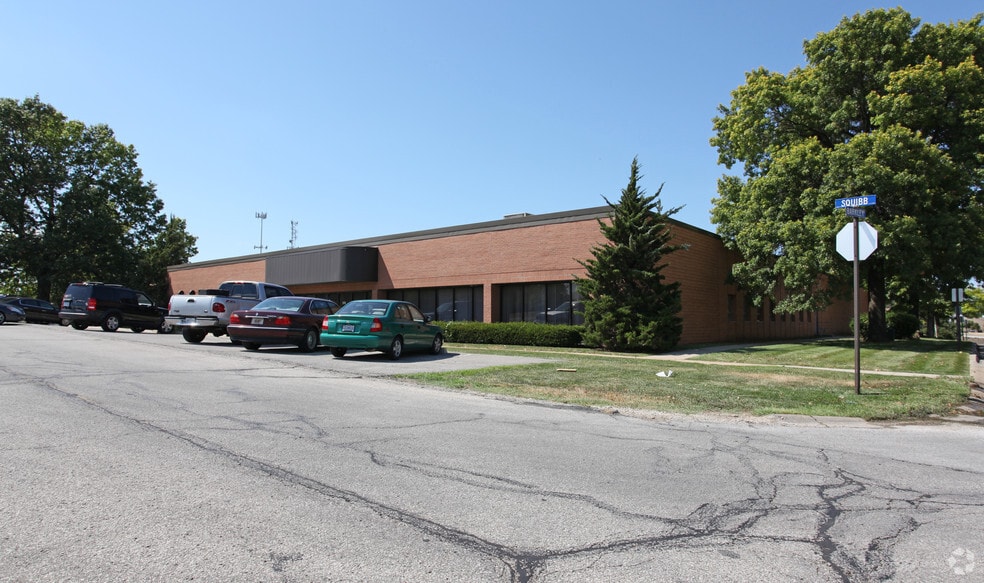Primary Photo Of 6800-6840 Squibb Rd, Mission Warehouse For Lease
