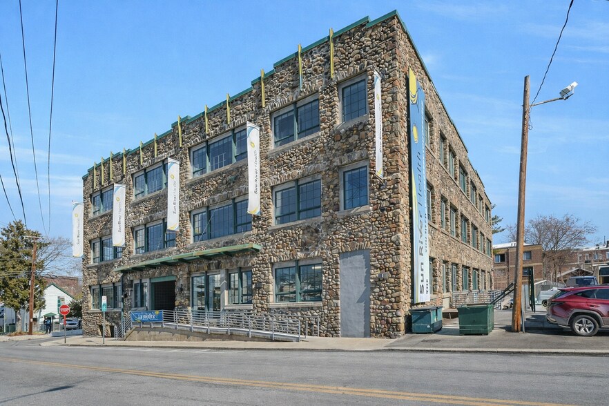 Primary Photo Of 31 W Broad St, Haverstraw Office For Lease