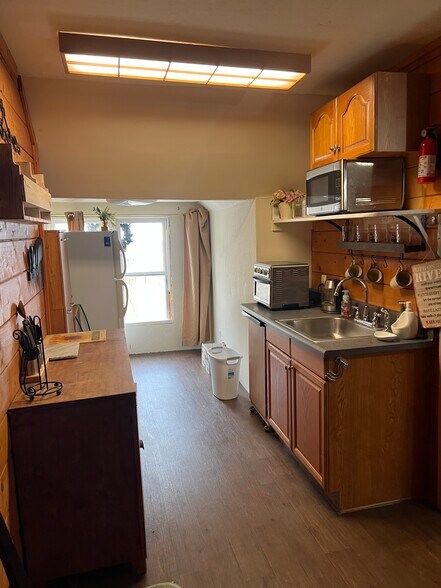 More Photos Of 125 Deadwood Rd, Lewiston Restaurant For Sale