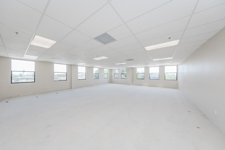 More Photos Of 1320 E Las Tunas Dr, San Gabriel Medical For Lease