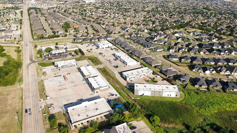 More Photos Of 2217 NW 178th St, Edmond General Retail For Sale
