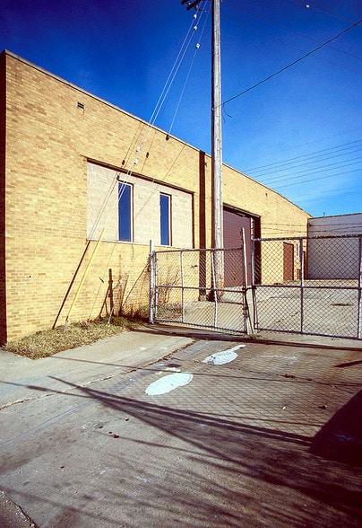 More Photos Of 17600 S Waterloo Rd, Cleveland Manufacturing For Lease