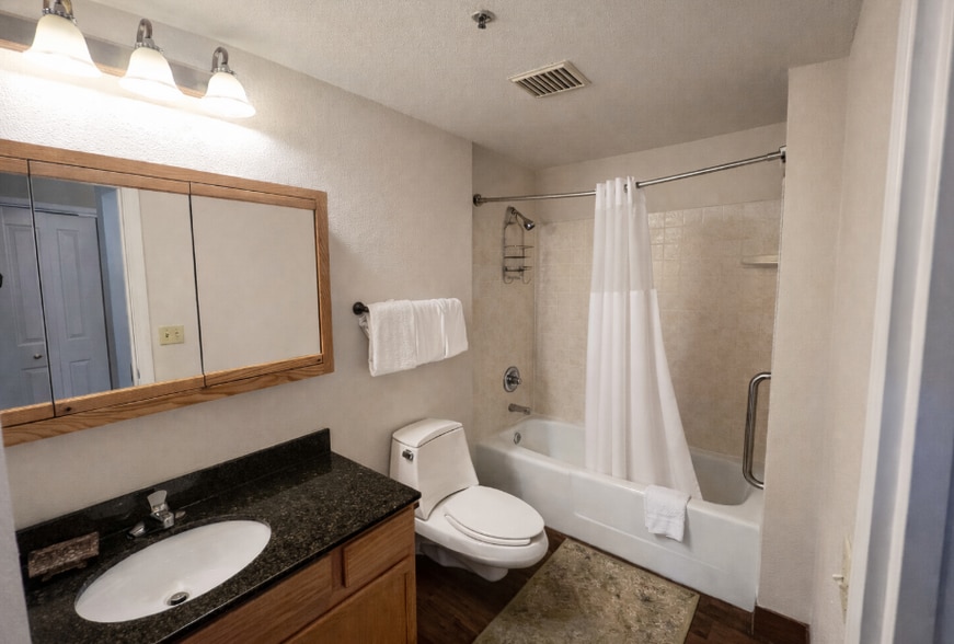 More Photos Of 560 Silverthorne Ln, Silverthorne Hotel For Sale