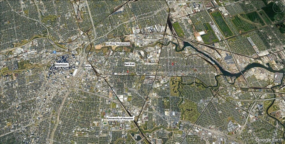 More Photos Of 602 Ssgt Macario Garcia Dr, Houston Storefront Retail Office For Sale