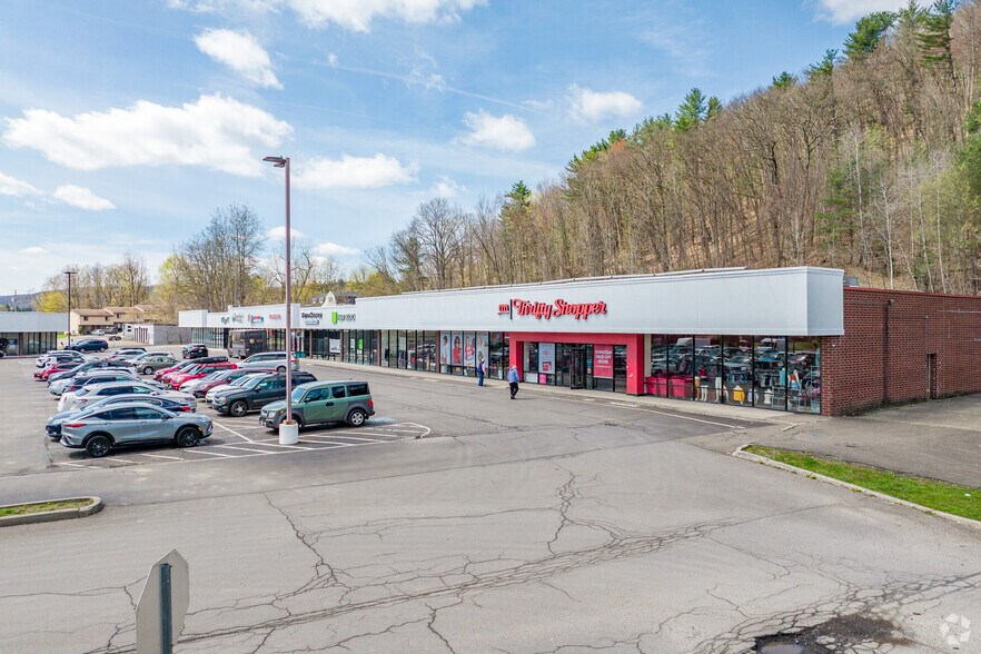 More Photos Of 1143 Upper Front St, Binghamton Unknown For Sale