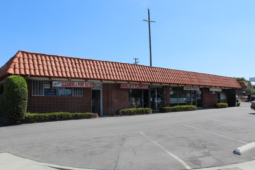 Primary Photo Of 8951-8959 Chapman Ave, Garden Grove Storefront Retail Office For Lease