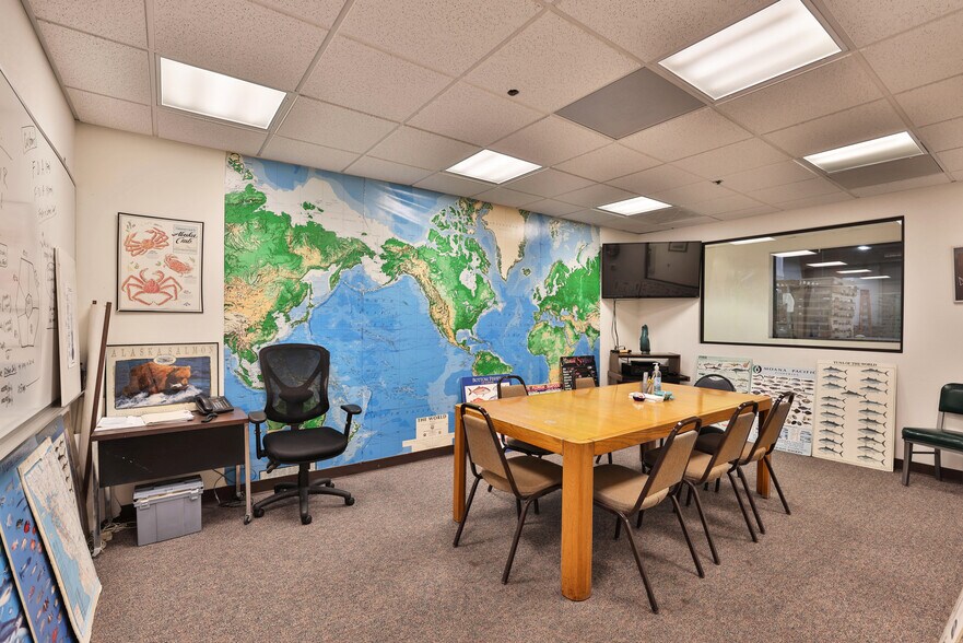 More Photos Of 800 Salinas Rd, San Juan Bautista Distribution For Lease