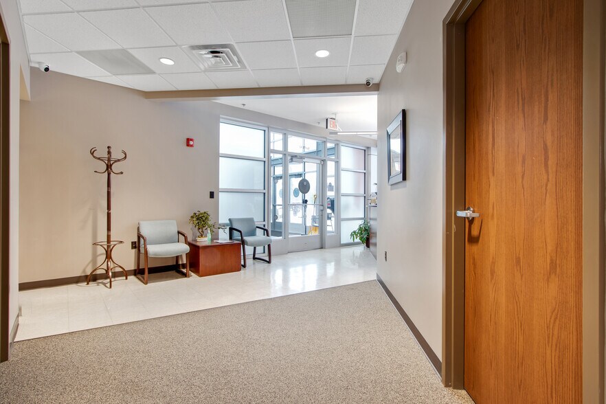 More Photos Of 60 Bryant Woods S, Amherst Medical For Sale