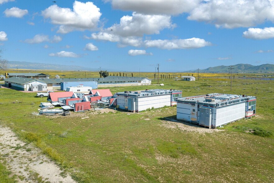 More Photos Of 12900 Soda Lake Rd, Santa Margarita Hotel For Lease