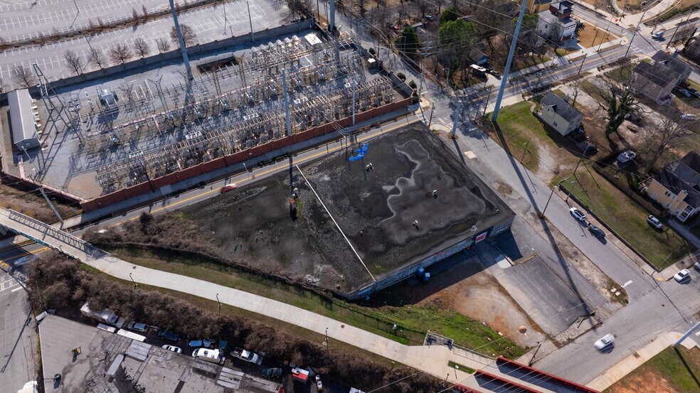 More Photos Of 523 Joseph E Boone Blvd, Atlanta Warehouse For Sale